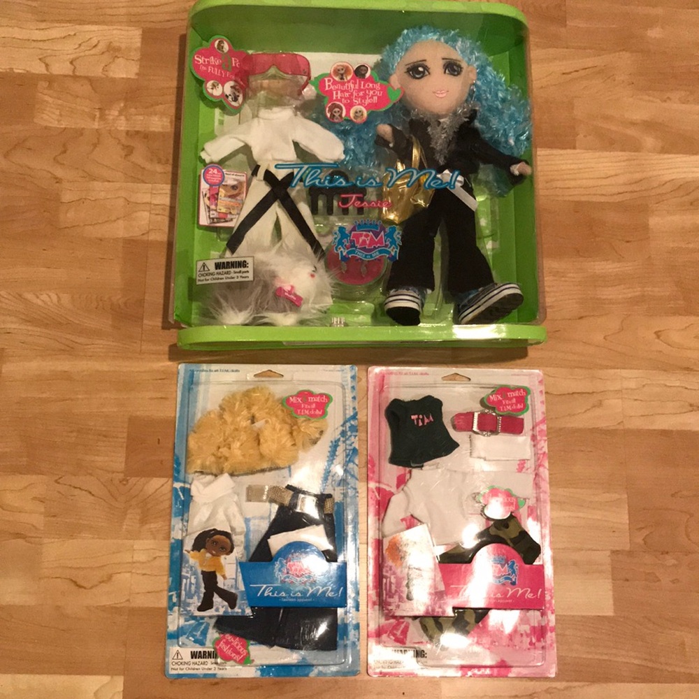 This is Me! Y2K TIM New Jessie doll with dog, 2 new outfits